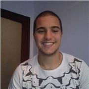 Studente Universitario offre lezioni di Matematica e Fisica per studenti delle superiori e di tutte le materie per medie/elementari